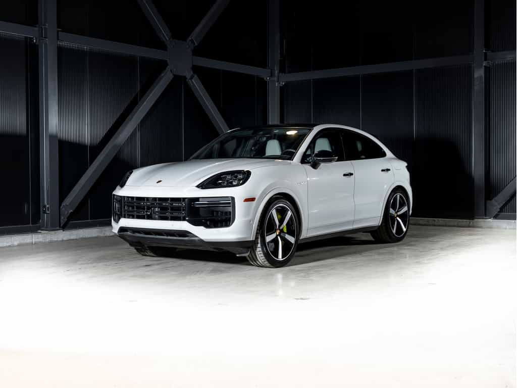 2024 Porsche Cayenne 2024 Cayenne Turbo e-Hybrid Coupe - CPO - Image 1