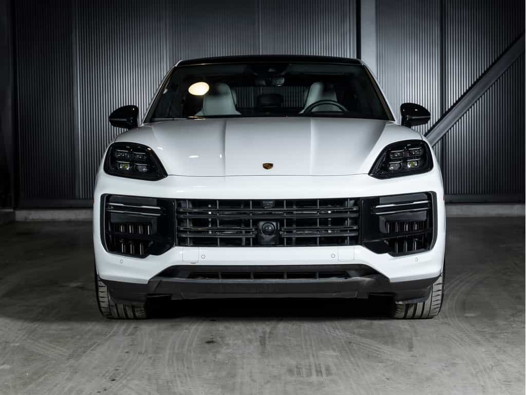 2024 Porsche Cayenne 2024 Cayenne Turbo e-Hybrid Coupe - CPO - Image 11