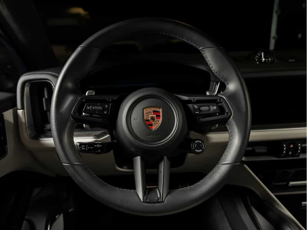 2024 Porsche Cayenne 2024 Cayenne Turbo e-Hybrid Coupe - CPO - Image 14