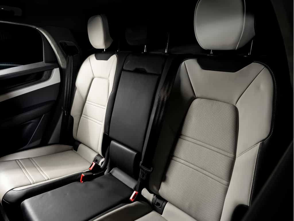 2024 Porsche Cayenne 2024 Cayenne Turbo e-Hybrid Coupe - CPO - Image 25