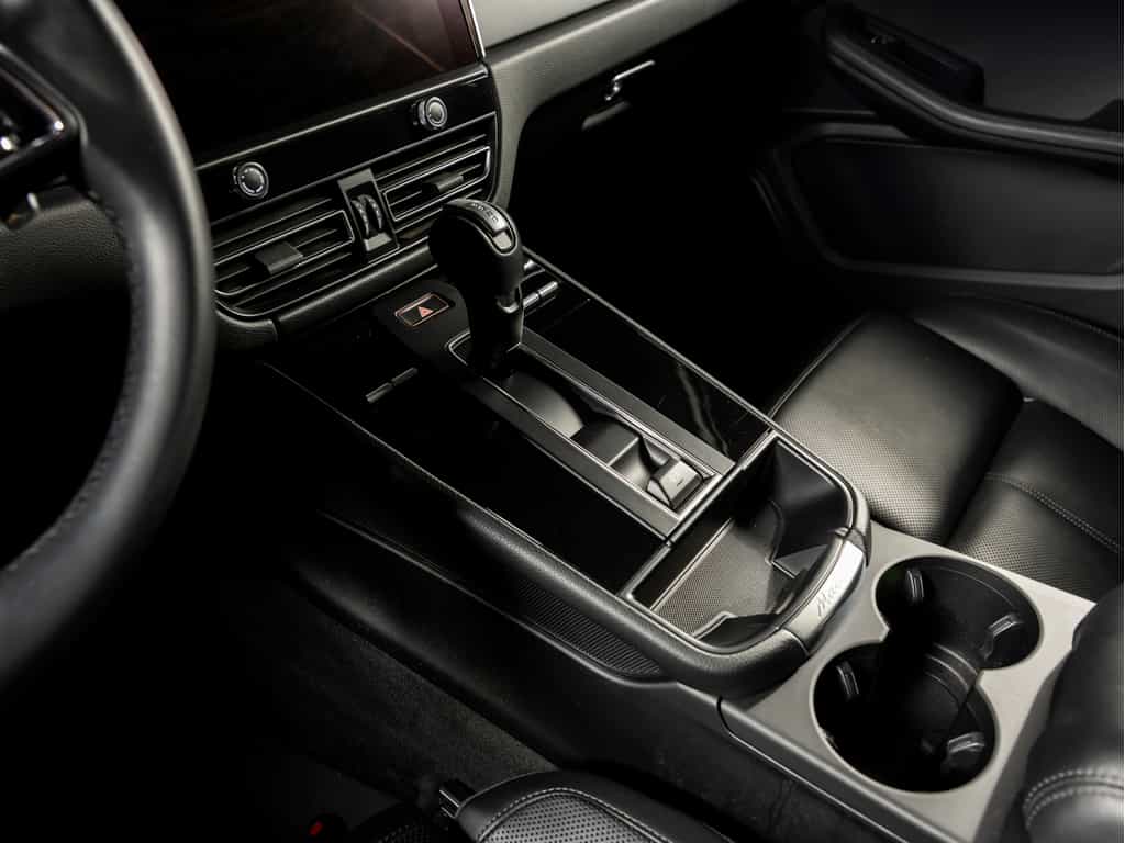 2024 Porsche Macan 2024 Macan - Certifié Porsche Approved - Image 18