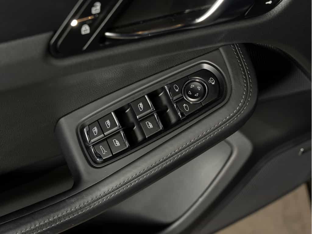 2024 Porsche Macan 2024 Macan - Certifié Porsche Approved - Image 28