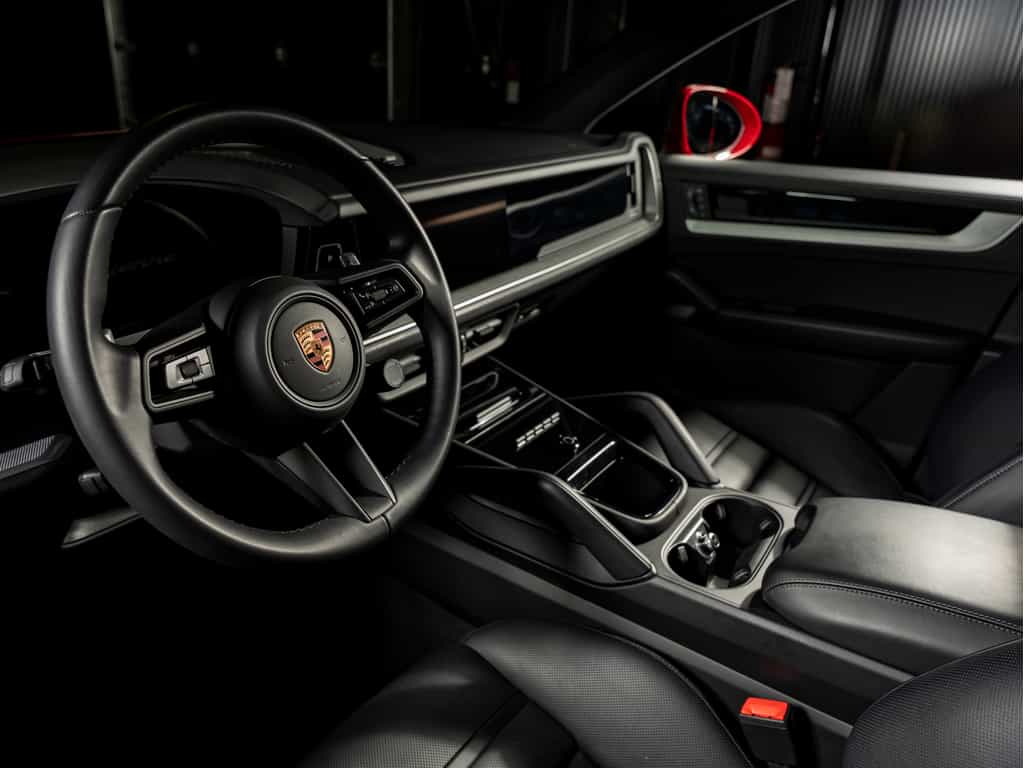 2025 Porsche Cayenne 2025 Cayenne V6 - Certifié Porsche Approved - Image 15