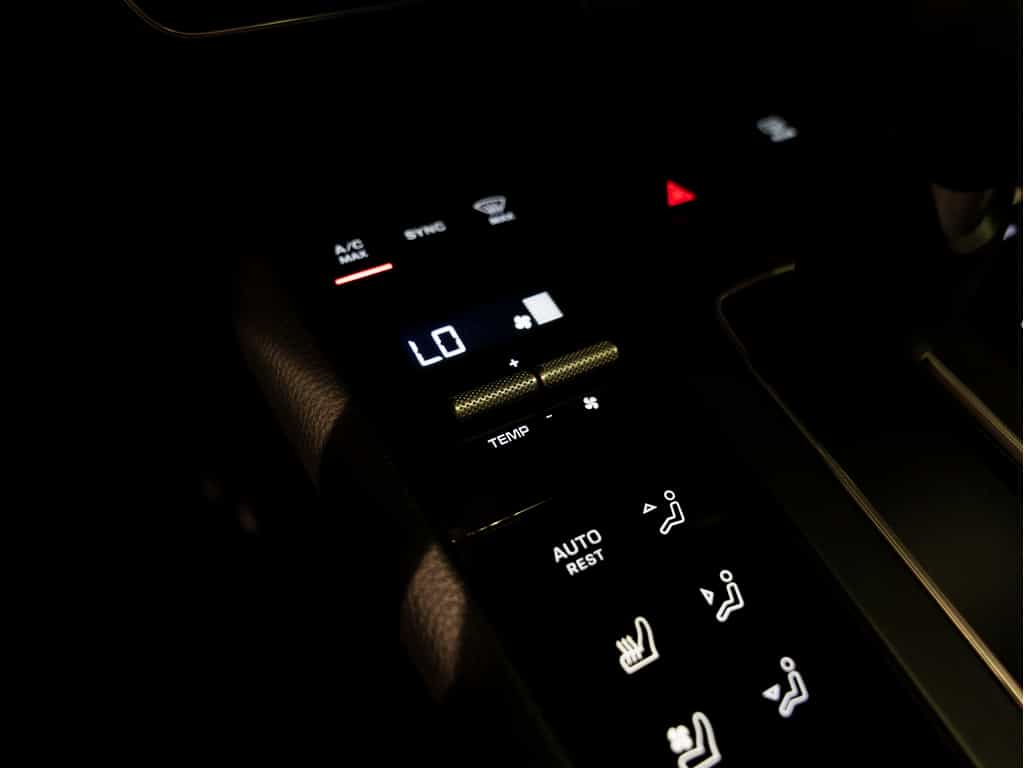 2025 Porsche Macan 2025 Macan - Certifié Porsche Approved - Image 7