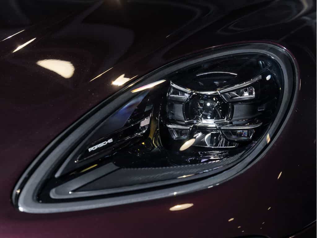 2025 Porsche Macan 2025 Macan - Certifié Porsche Approved - Image 14