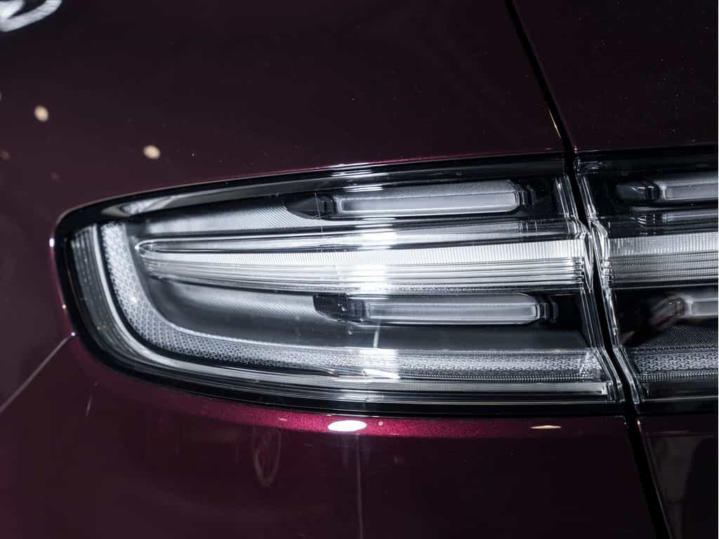 2025 Porsche Macan 2025 Macan - Certifié Porsche Approved - Image 16