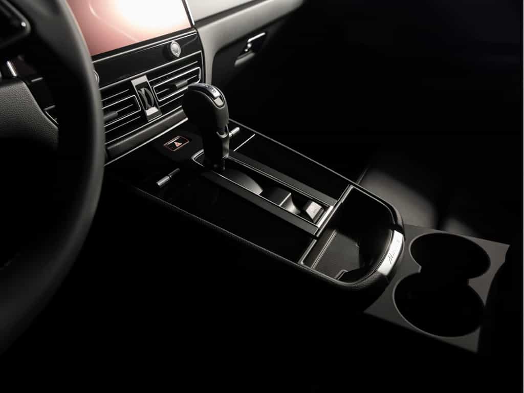 2025 Porsche Macan 2025 Macan - Certifié Porsche Approved - Image 24