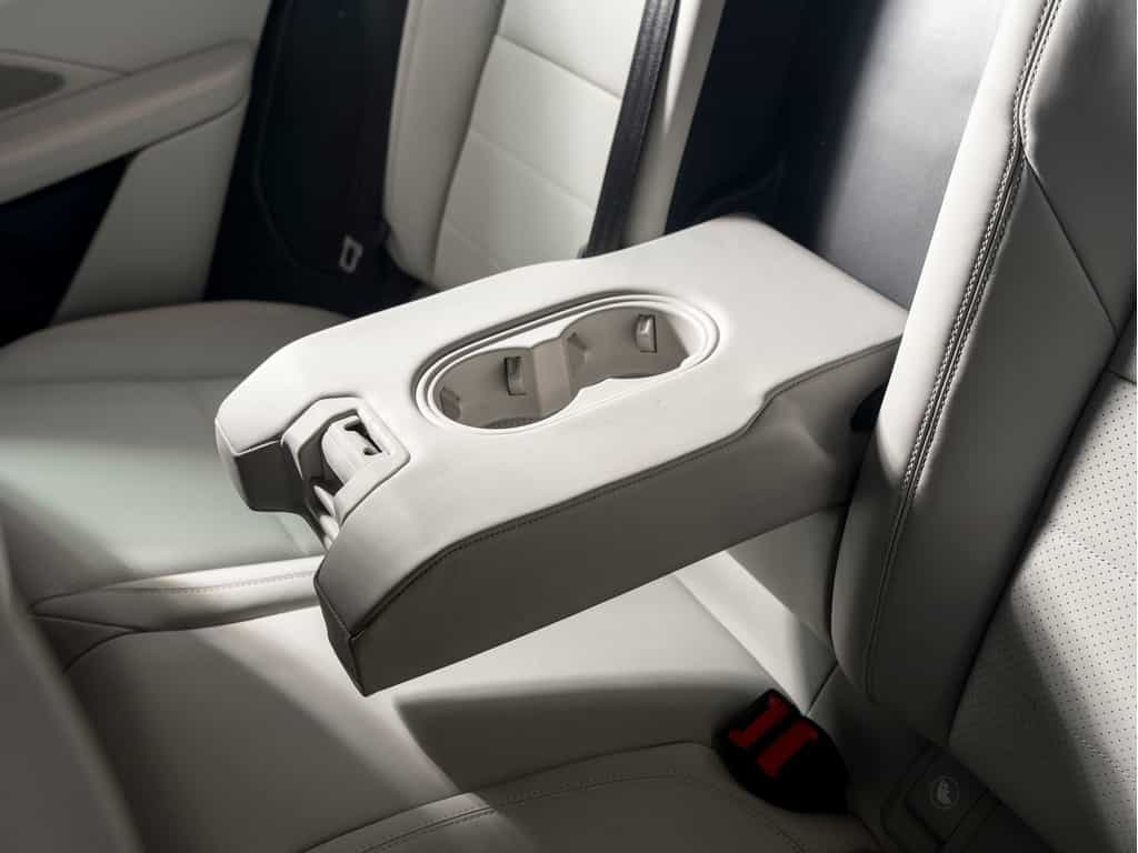 2025 Porsche Macan 2025 Macan 4S - Certifié Porsche Approved - Image 17