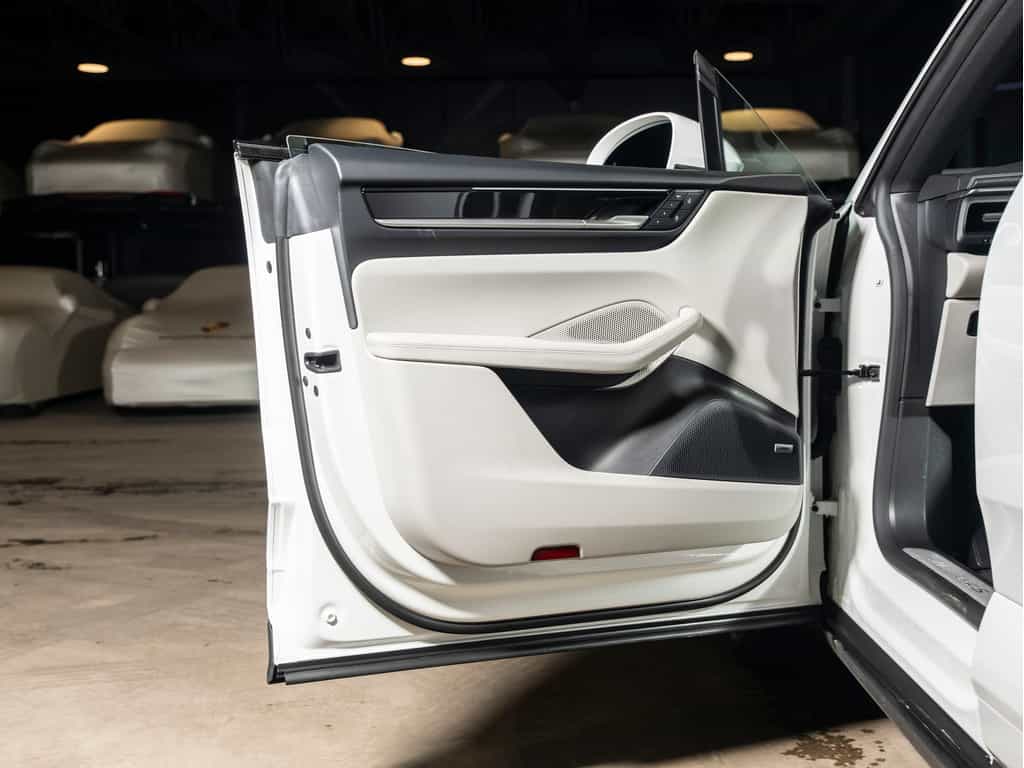 2025 Porsche Macan 2025 Macan 4S - Certifié Porsche Approved - Image 18