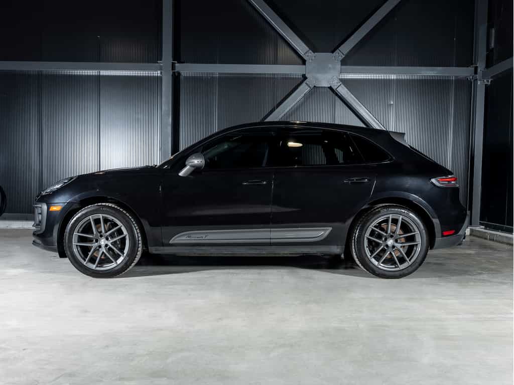 2024 Porsche Macan 2024 Macan T - Certifié Porsche Approved - Image 2