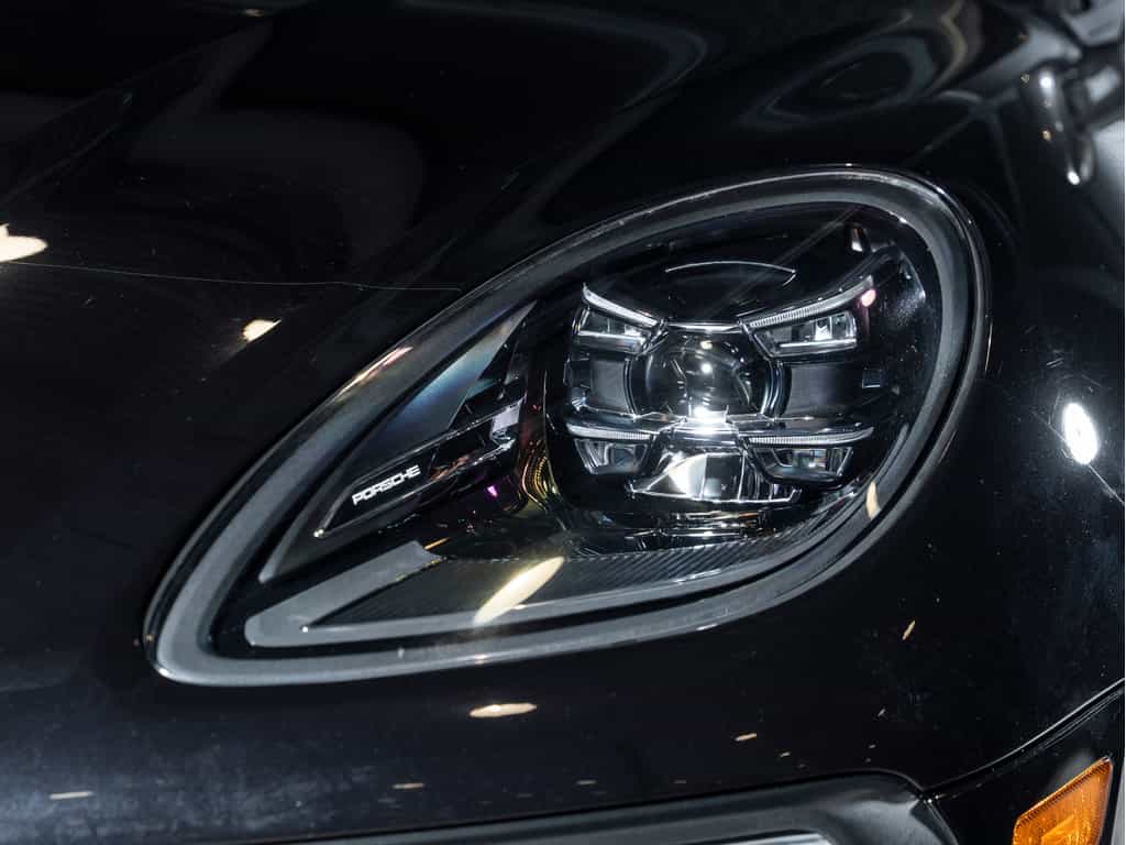 2024 Porsche Macan 2024 Macan T - Certifié Porsche Approved - Image 18