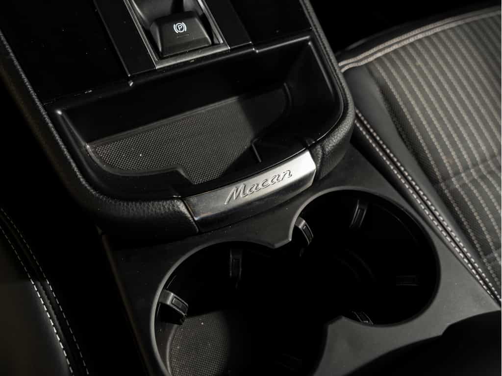 2024 Porsche Macan 2024 Macan T - Certifié Porsche Approved - Image 25