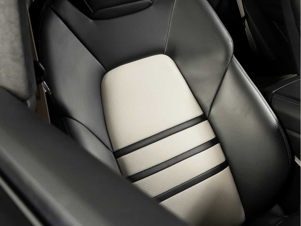 Image 14 Porsche Cayenne 2023 Cayenne GTS Coupe - Certifié Porsche Approved 2023