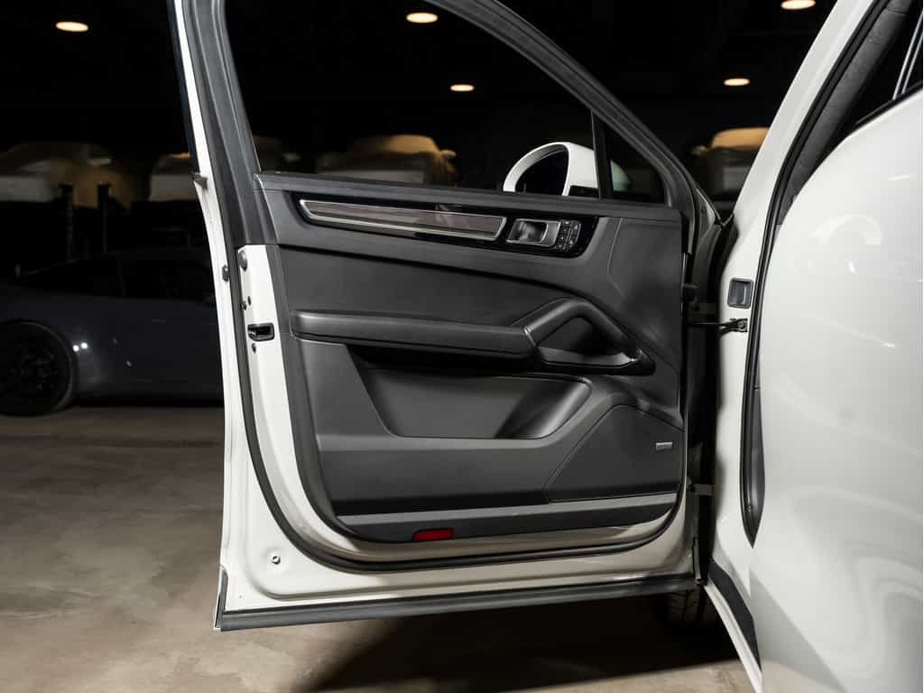 Image 23 Porsche Cayenne 2023 Cayenne GTS Coupe - Certifié Porsche Approved 2023