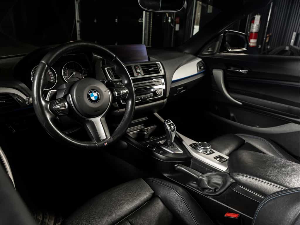 2017 BMW 2 Series 2017 BMW M240i xDrive Cabriolet - Image 7