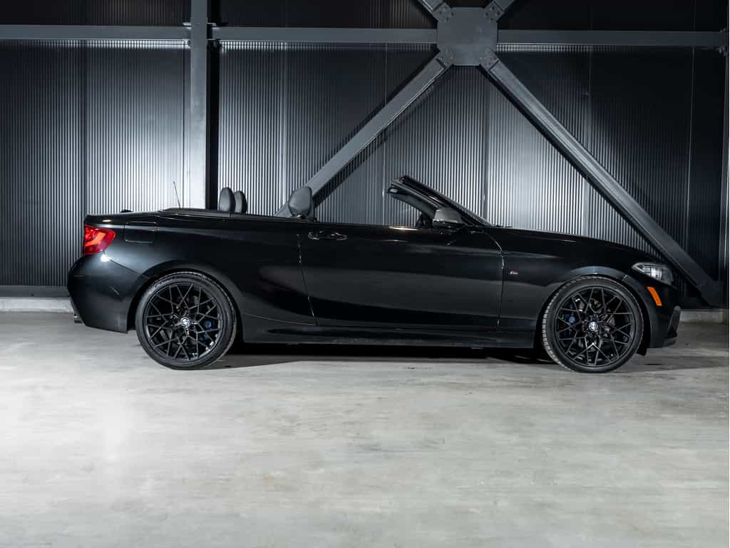2017 BMW 2 Series 2017 BMW M240i xDrive Cabriolet - Image 10