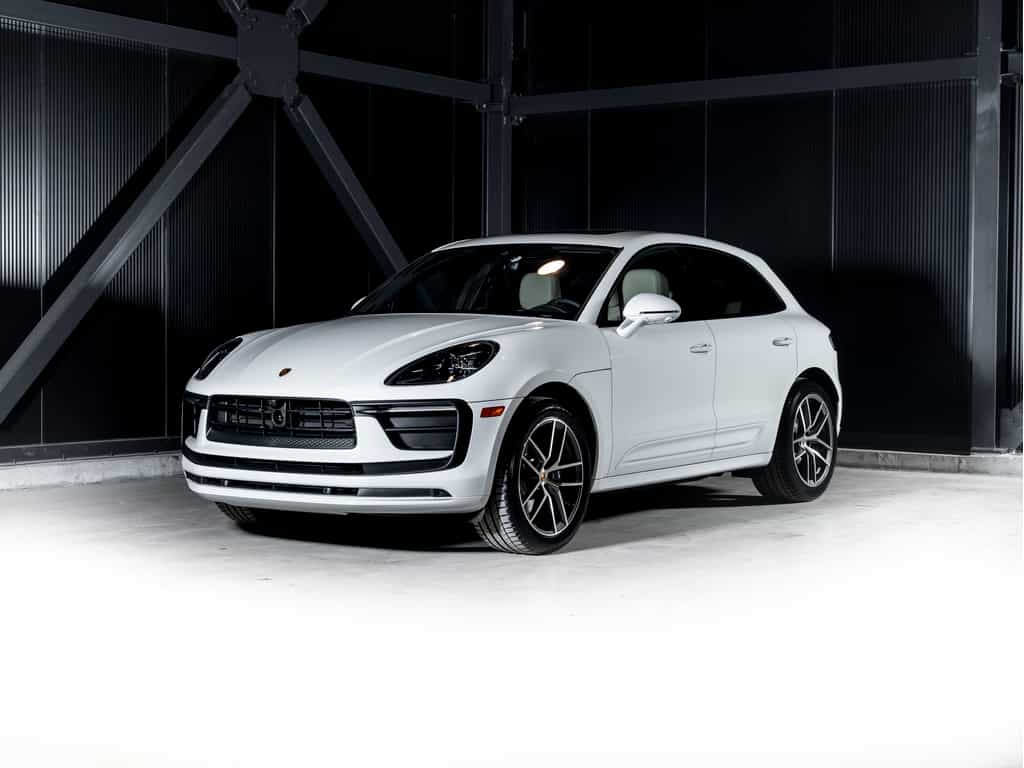 2025 Porsche Macan 2025 Macan - Certifié Porsche Approved - Image 1