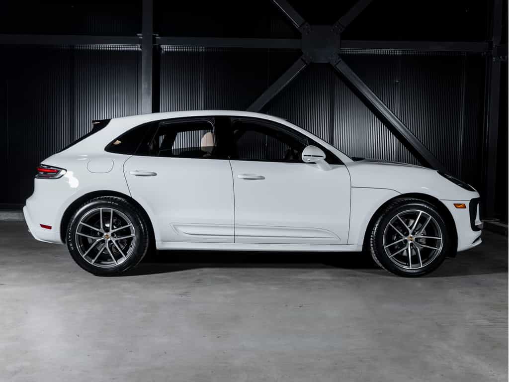 2025 Porsche Macan 2025 Macan - Certifié Porsche Approved - Image 8