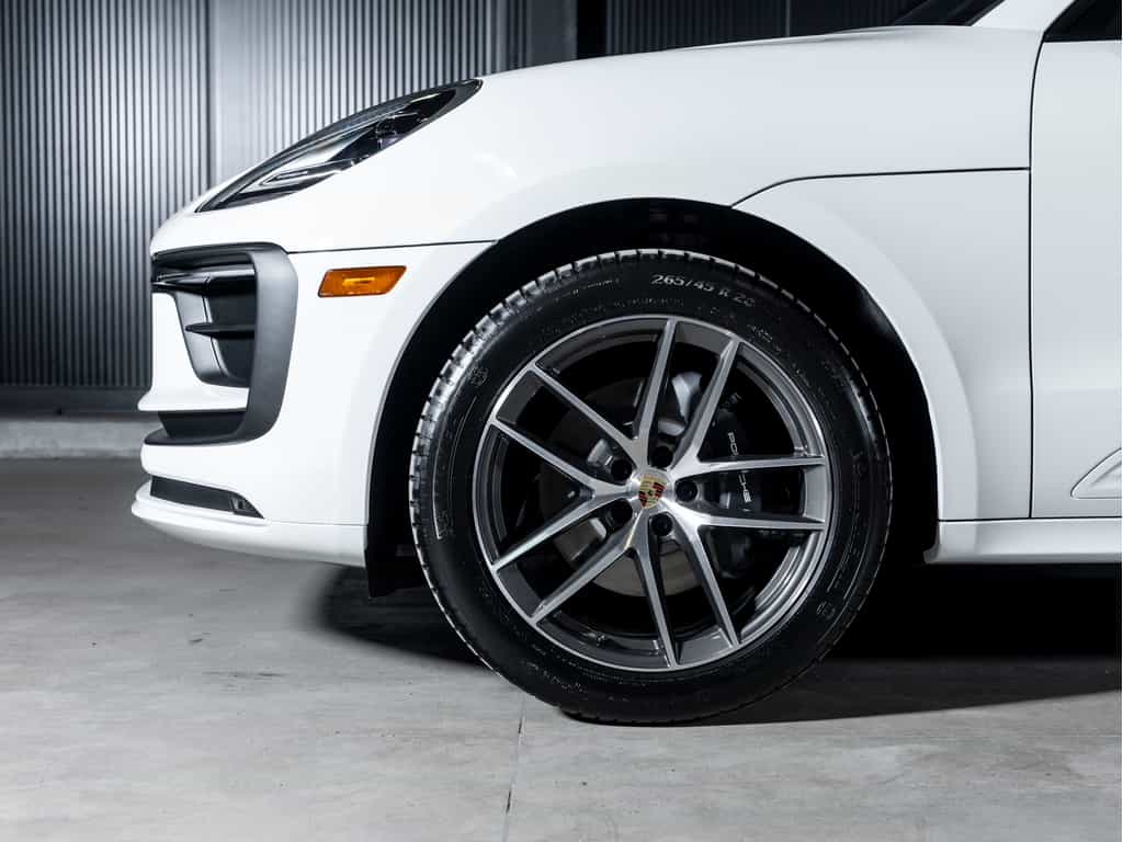 2025 Porsche Macan 2025 Macan - Certifié Porsche Approved - Image 13