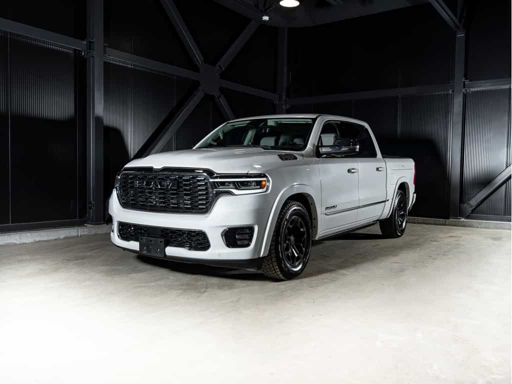 2025 RAM 1500 2025 Ram 1500 Tungsten 4x4 Crew Cab - Image 1