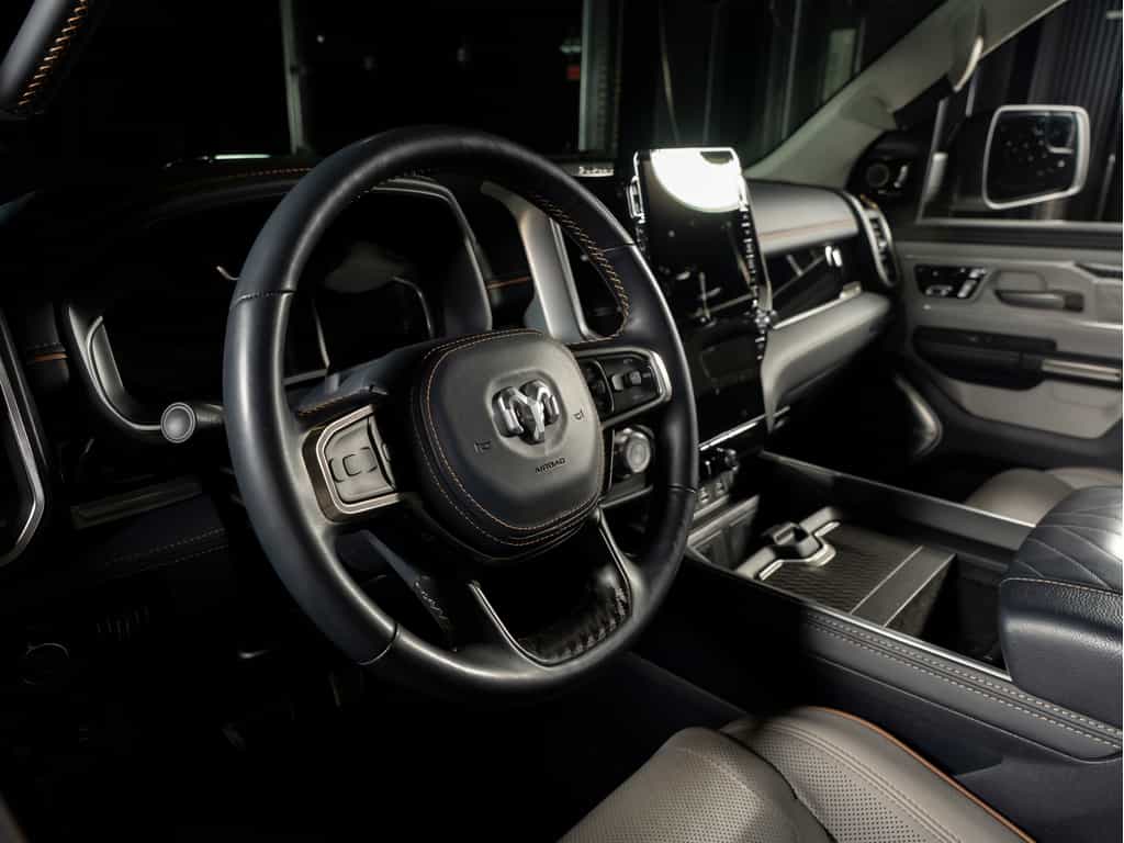 2025 RAM 1500 2025 Ram 1500 Tungsten 4x4 Crew Cab - Image 12