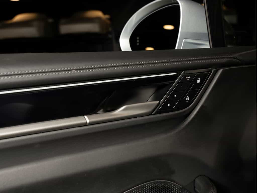 2024 Porsche Macan 2024 Macan 4 - Certifié Porsche Approved - Image 24