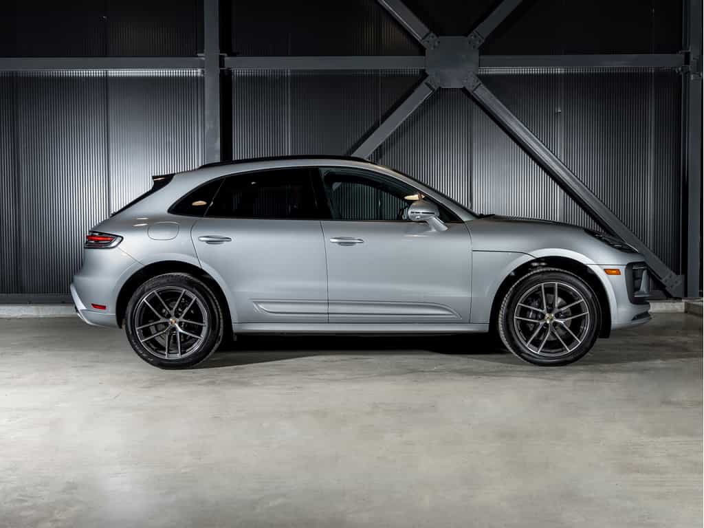 2025 Porsche Macan 2025 Macan - Certifié Porsche Approved - Image 9