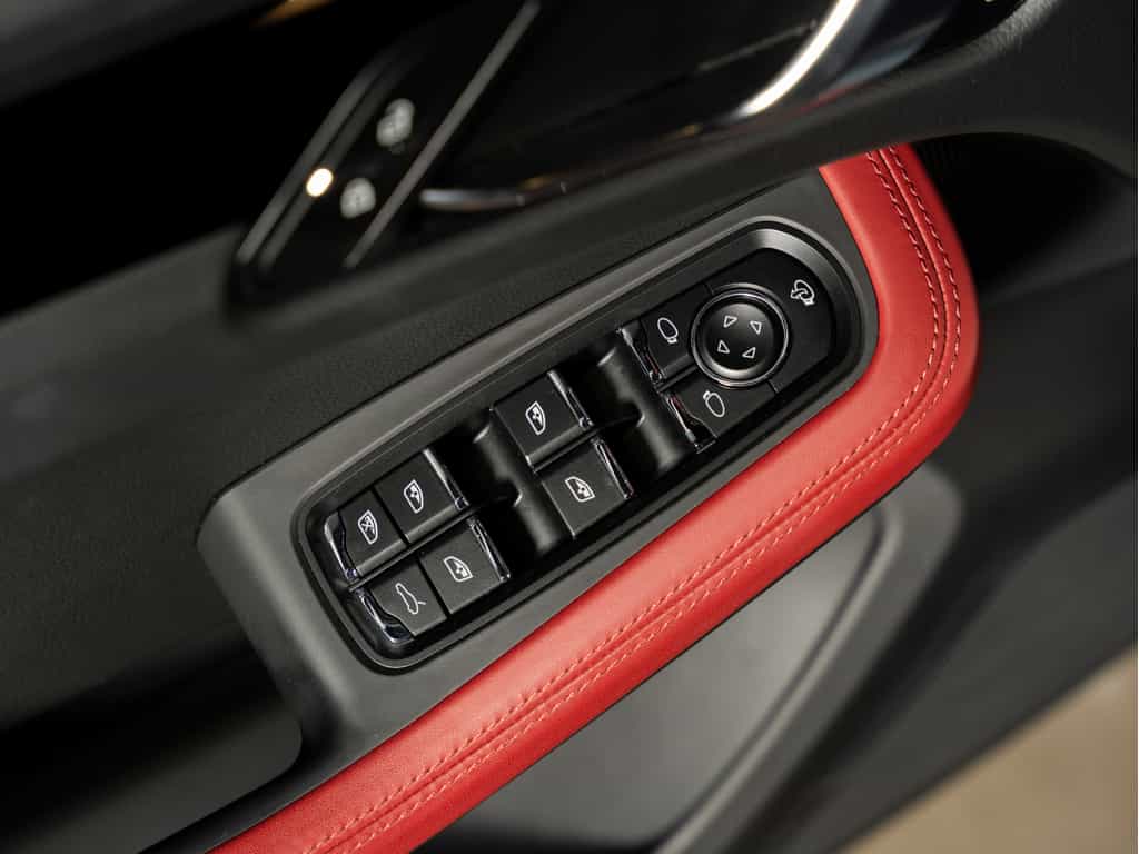 2025 Porsche Macan 2025 Macan - Certifié Porsche Approved - Image 24