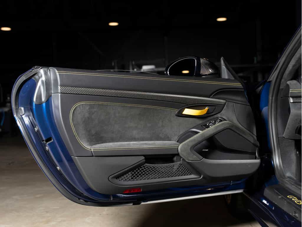 2024 Porsche 718 Cayman 2024 GT4 RS - Certifié Porsche Approved - Image 13