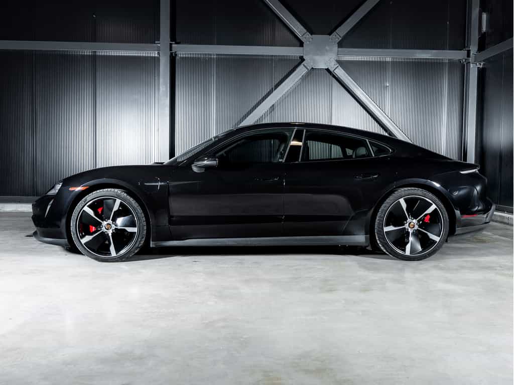 2021 Porsche Taycan 2021 Porsche Taycan 4S - Certifié Porsche Approved - Image 2