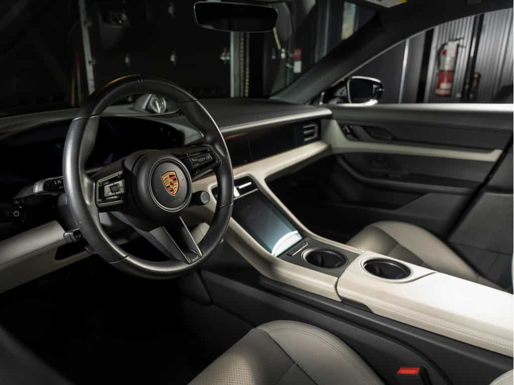 2021 Porsche Taycan 2021 Porsche Taycan 4S - Certifié Porsche Approved - Image 14