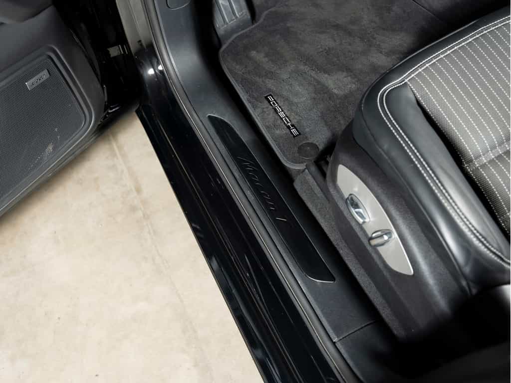 2025 Porsche Macan 2025 Macan T - Certifié Porsche Approved - Image 28