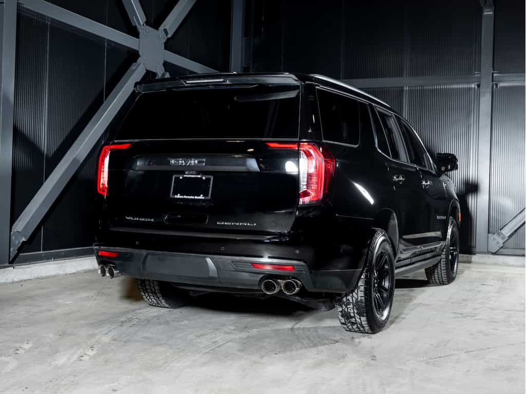 2024 GMC Yukon 2024 Yukon Denali Ultimate - Image 3