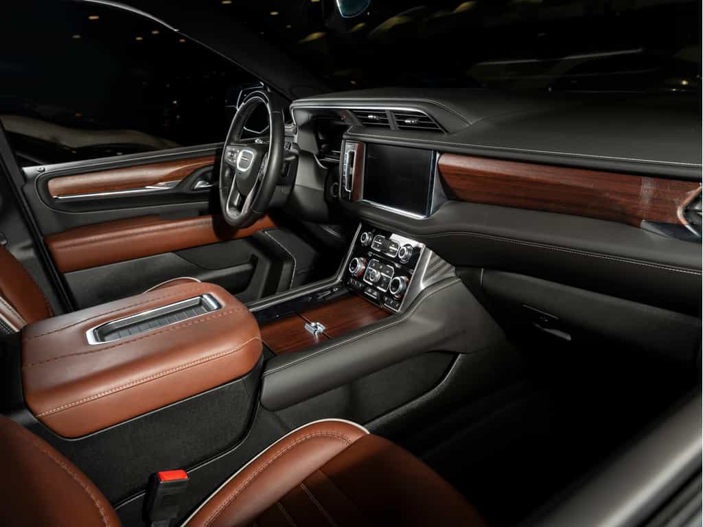 2024 GMC Yukon 2024 Yukon Denali Ultimate - Image 11