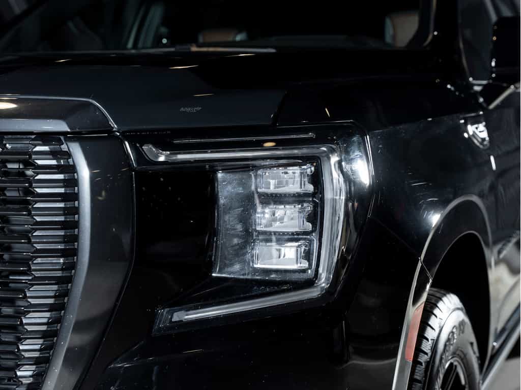 2024 GMC Yukon 2024 Yukon Denali Ultimate - Image 17