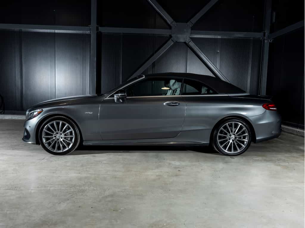 2018 Mercedes-Benz C-Class 2018 Mercedes-Benz C43 AMG Cabriolet - Image 3
