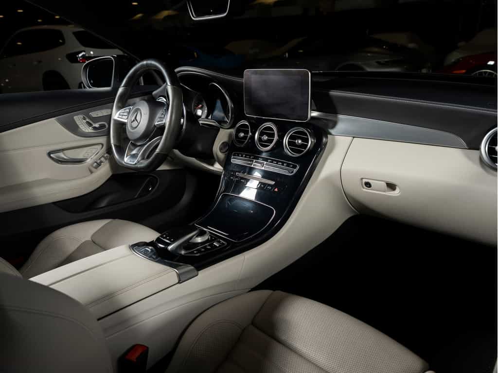 2018 Mercedes-Benz C-Class 2018 Mercedes-Benz C43 AMG Cabriolet - Image 5