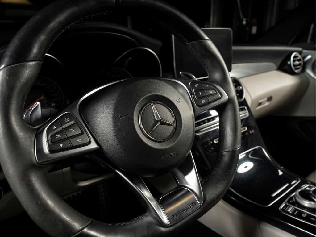 2018 Mercedes-Benz C-Class 2018 Mercedes-Benz C43 AMG Cabriolet - Image 12