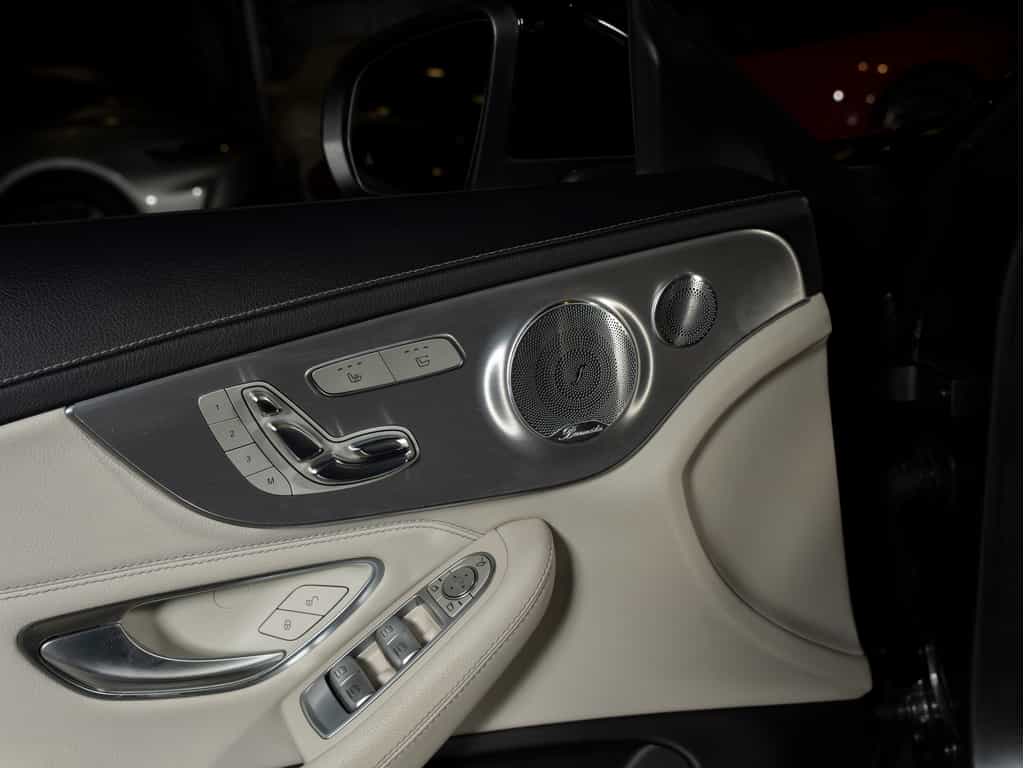 2018 Mercedes-Benz C-Class 2018 Mercedes-Benz C43 AMG Cabriolet - Image 13