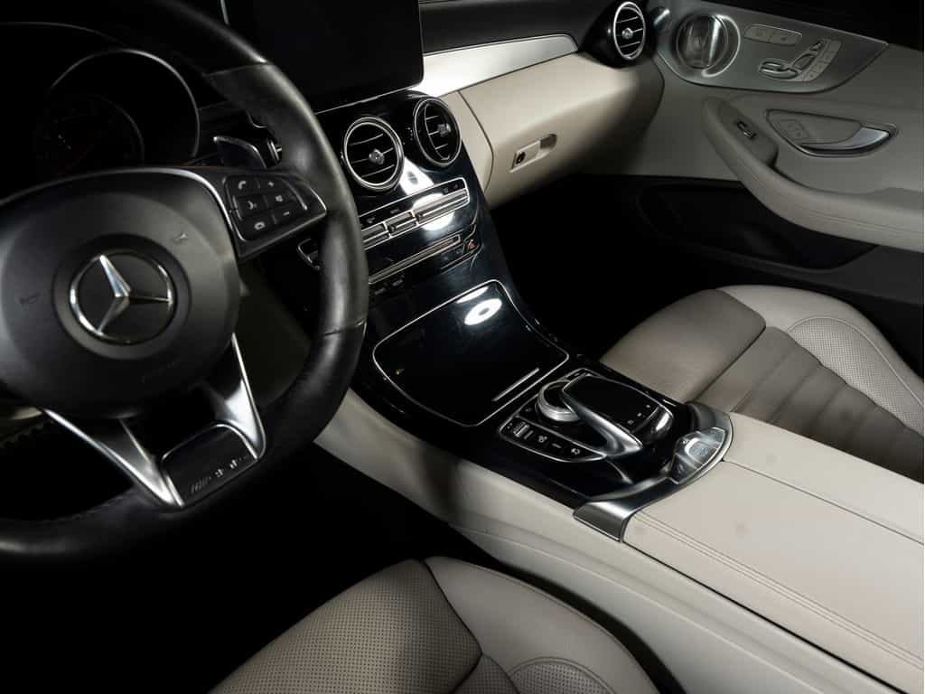 2018 Mercedes-Benz C-Class 2018 Mercedes-Benz C43 AMG Cabriolet - Image 17