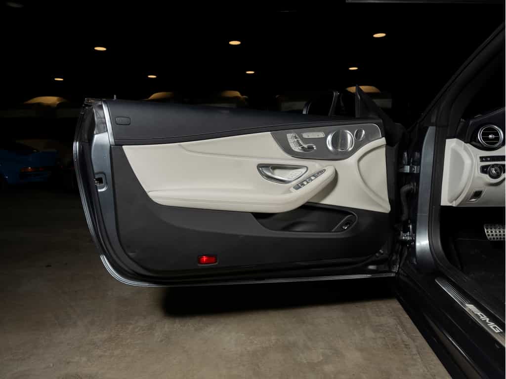 2018 Mercedes-Benz C-Class 2018 Mercedes-Benz C43 AMG Cabriolet - Image 19