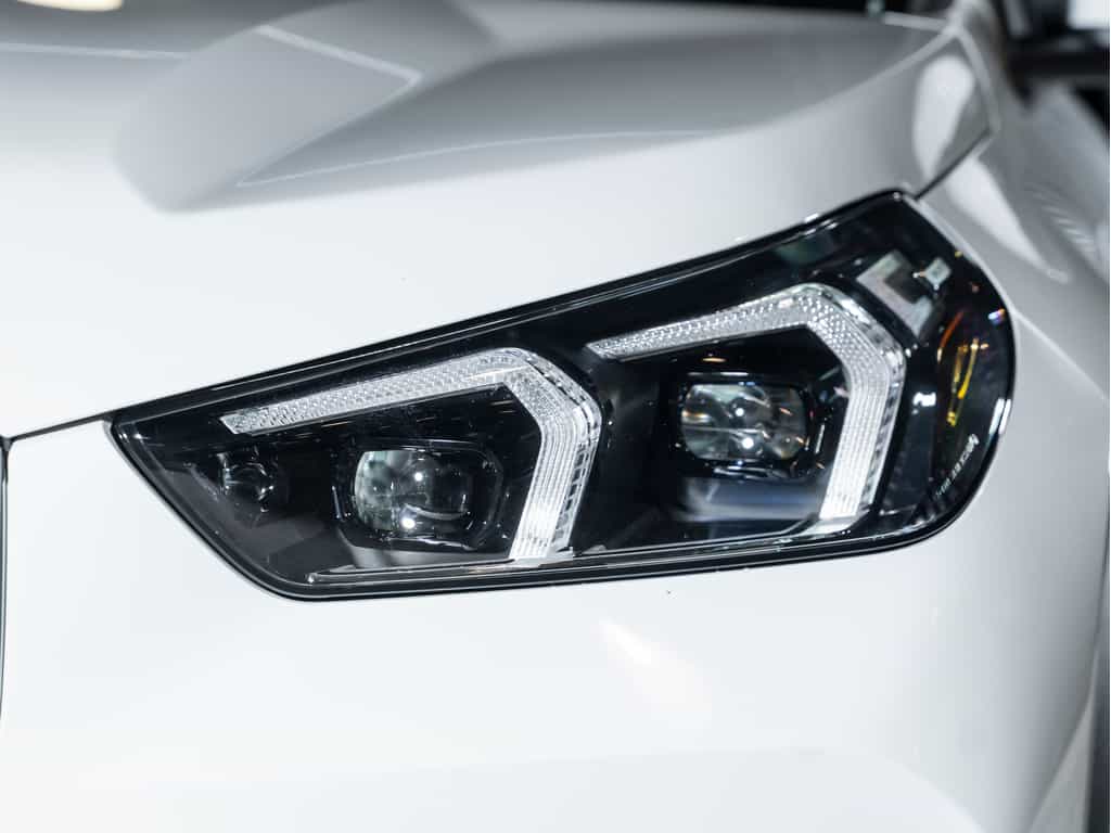 2023 BMW X1 2023 BMW X1 xDrive28i - Image 18