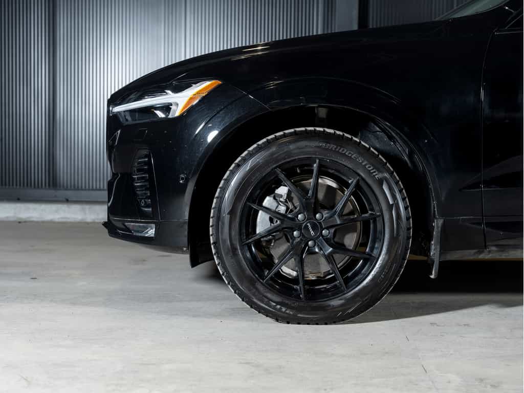 Image 15 Volvo XC60 2023 Volvo XC60 B6 Ultimate Dark Theme 2023