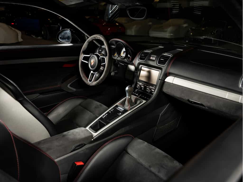 2016 Porsche Cayman 2016 Porsche GT4 - Certifié Porsche Approved - Image 10