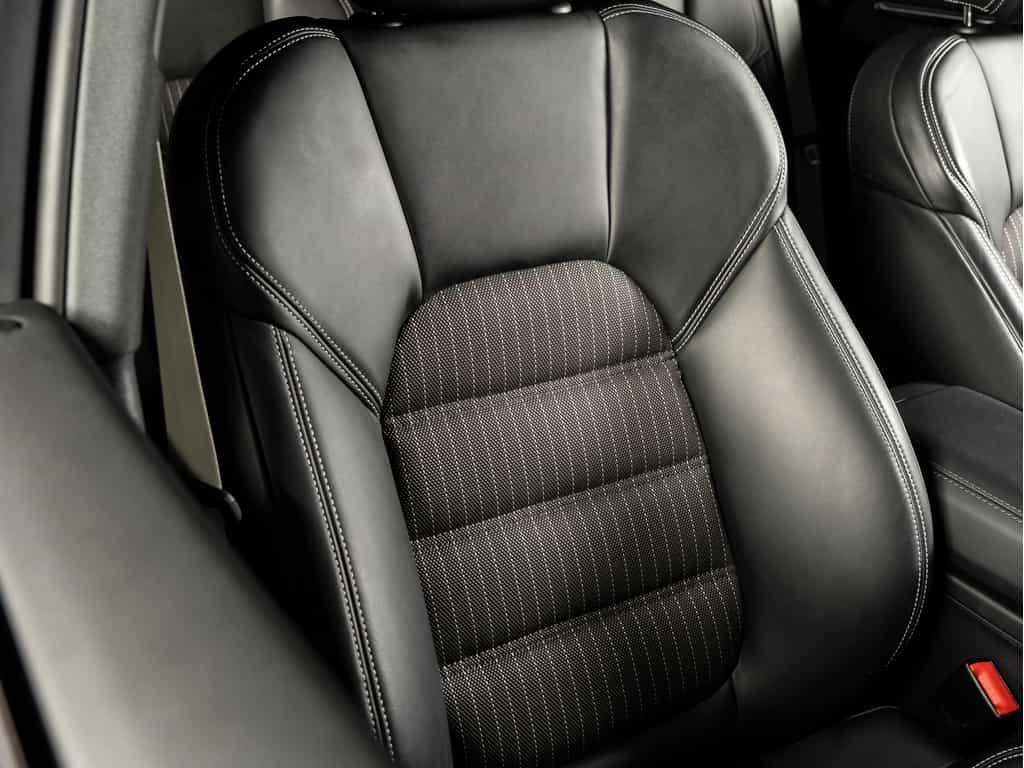 2025 Porsche Macan 2025 Macan T Certifié Porsche Approved - Image 28