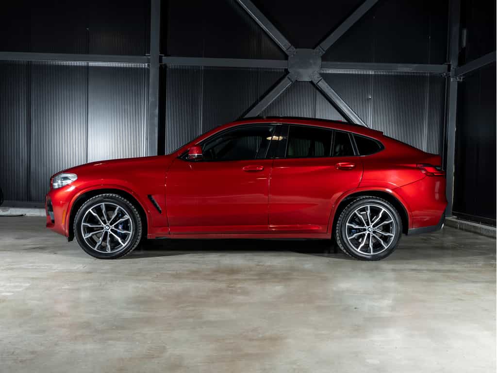2021 BMW X4 2021 BMW X4 xDrive30i - Image 2