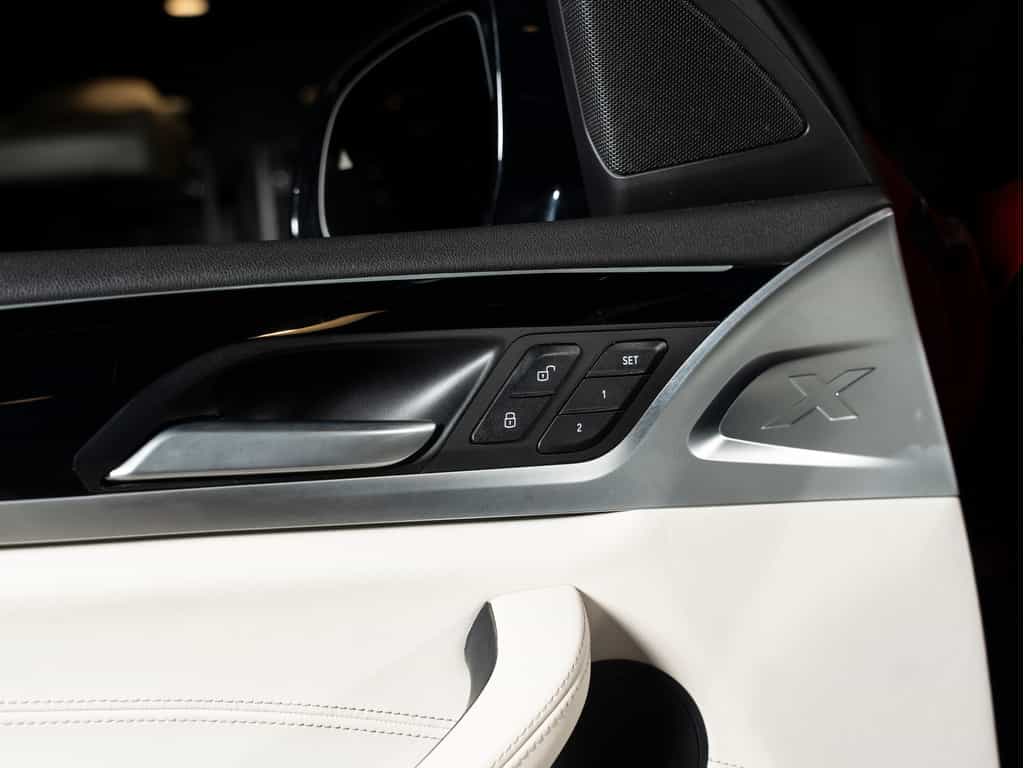 2021 BMW X4 2021 BMW X4 xDrive30i - Image 25