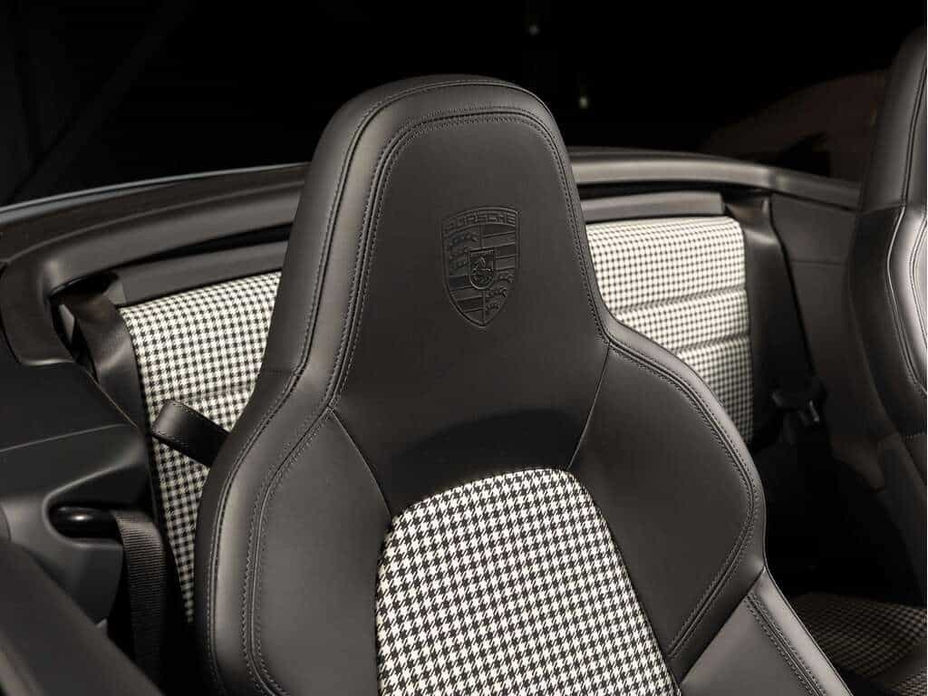 Image 33 Porsche 911 2023 911 Turbo S Cabriolet - Exclusive Manufaktur 2023