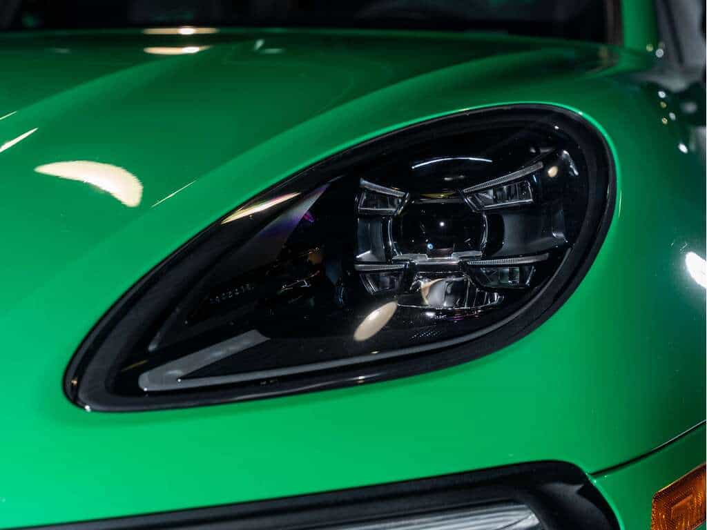 2023 Porsche Macan Gts - Image 19