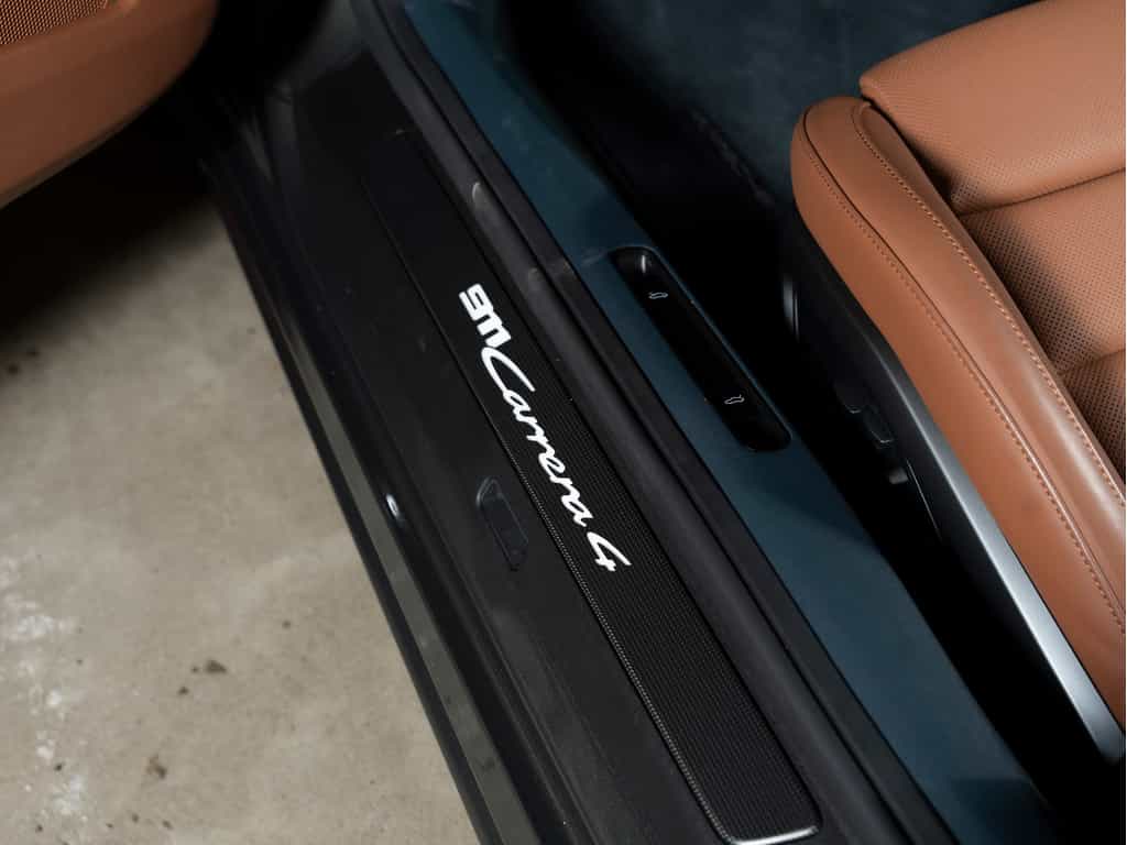 Image 15 Porsche 911 2024 911 Carrera 4 - 33KM FROM NEW - CPO 2024